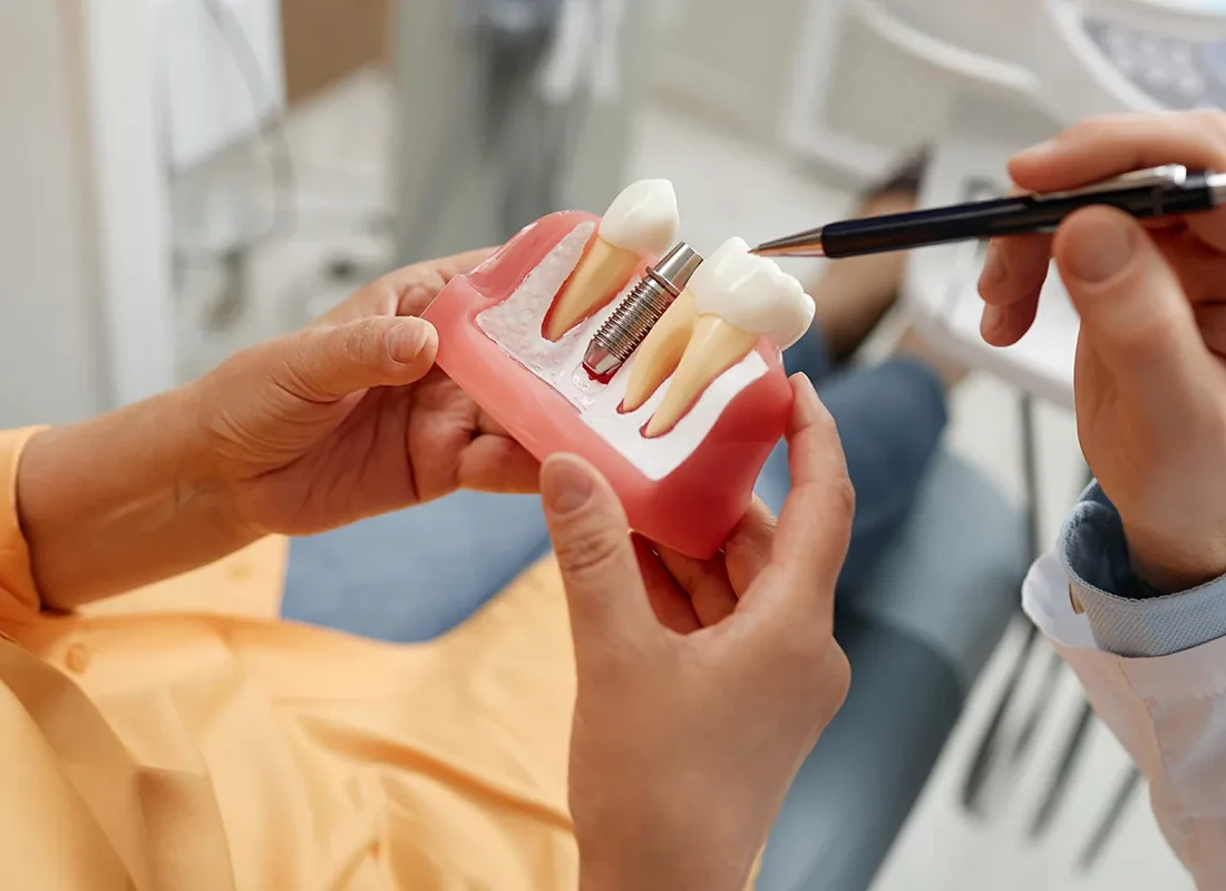 Top 5 Tooth Replacement Options to Consider in Fullerton, CA